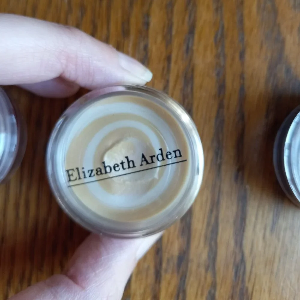 Elizabeth Arden holiday gift